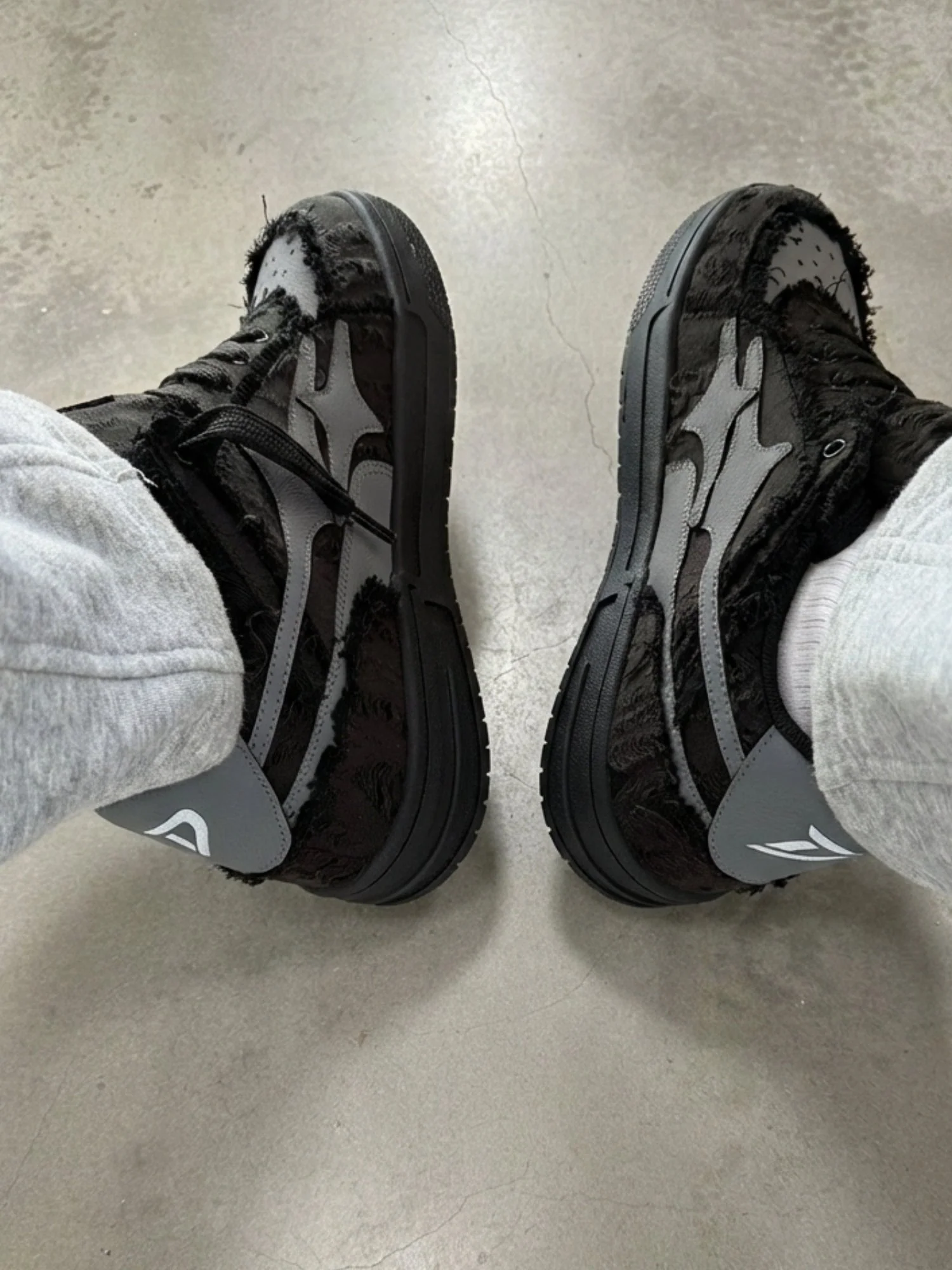 DCRB Broken Black Sneakers - Image 13
