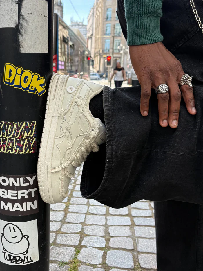 DCRB Broken Creme Sneakers - Image 10