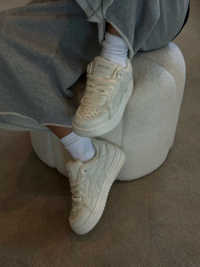 DCRB Broken Creme Sneakers - Image 4