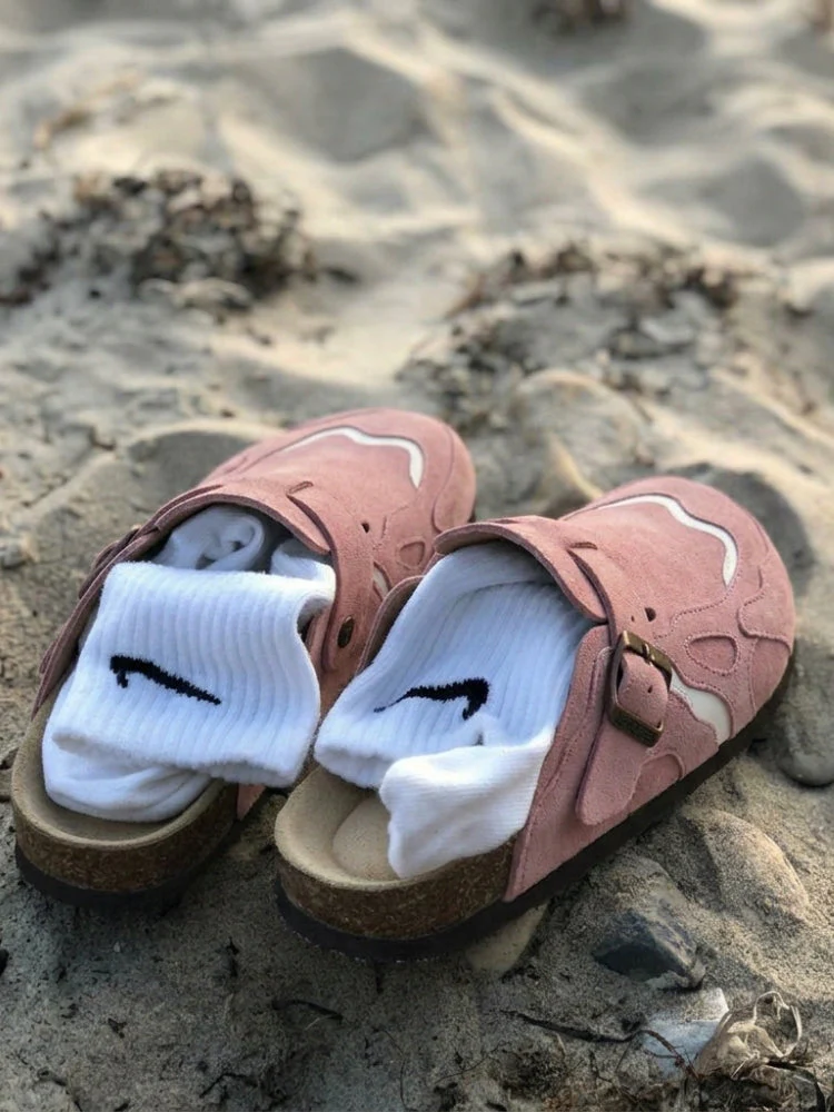 DCRB Wavey Clogs - Image 17