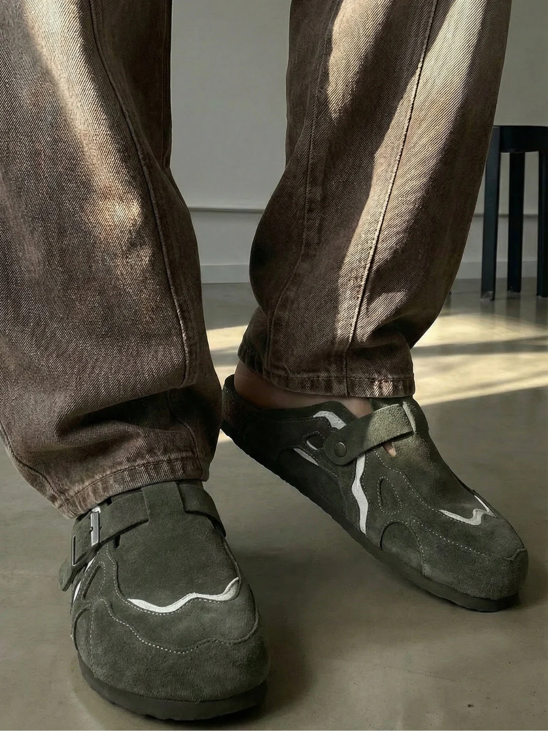 DCRB Wavey Clogs - Grey - Image 11