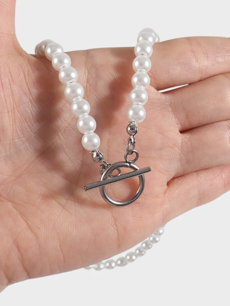 Pearl Toggle Chain - Image 3